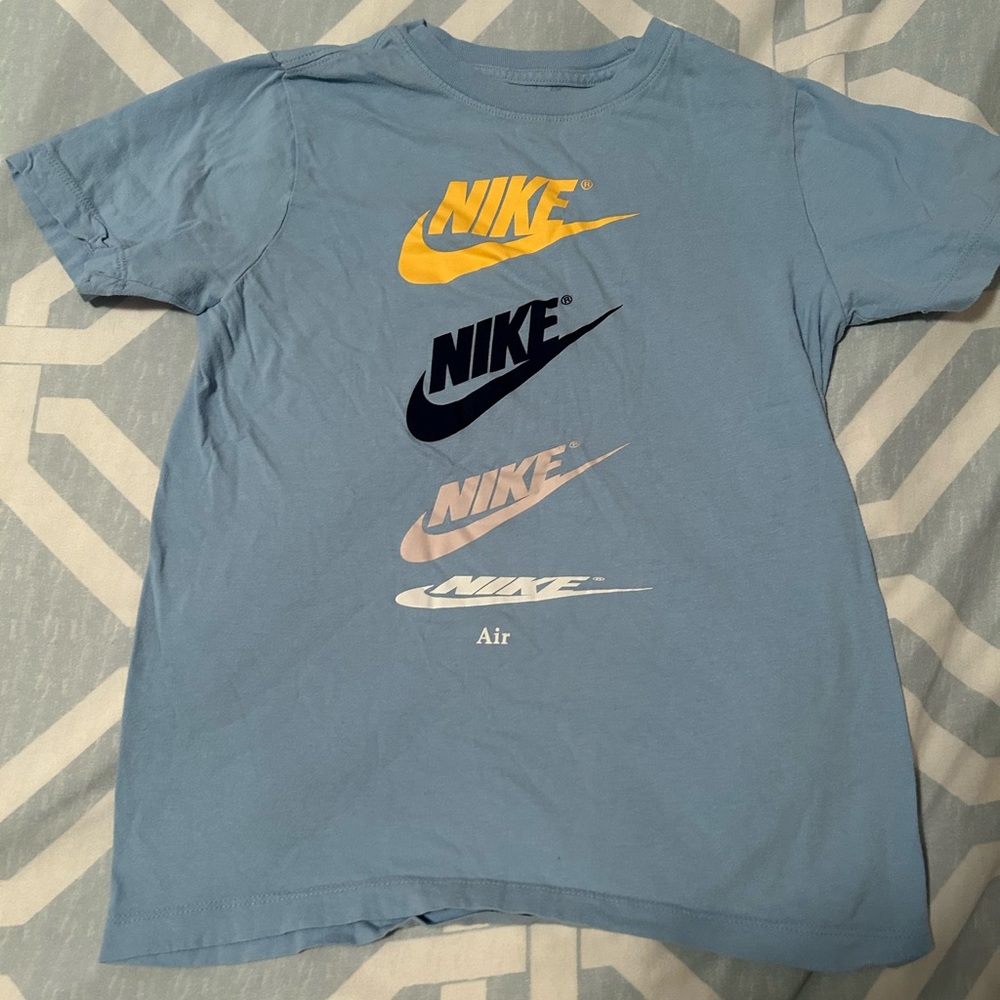 Nike Blue Short Sleeve Tee with Gradient Swoosh Design